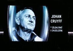 k-29 Johann Cruyff Gedenken.JPG